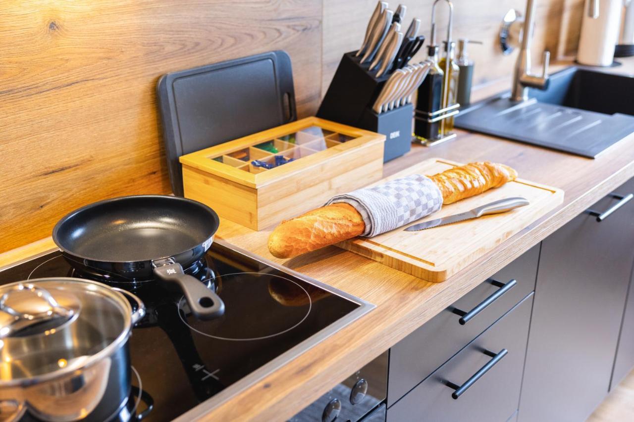 E&K Living - Design Apartment - 2 Bedrooms - Kitchen - Free Parking Augusta Esterno foto